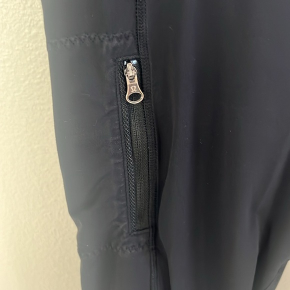 Lululemon inspire tight II black mesh legging size 6 - Picture 3 of 8
